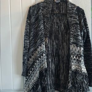 Shrug/poncho Sweater